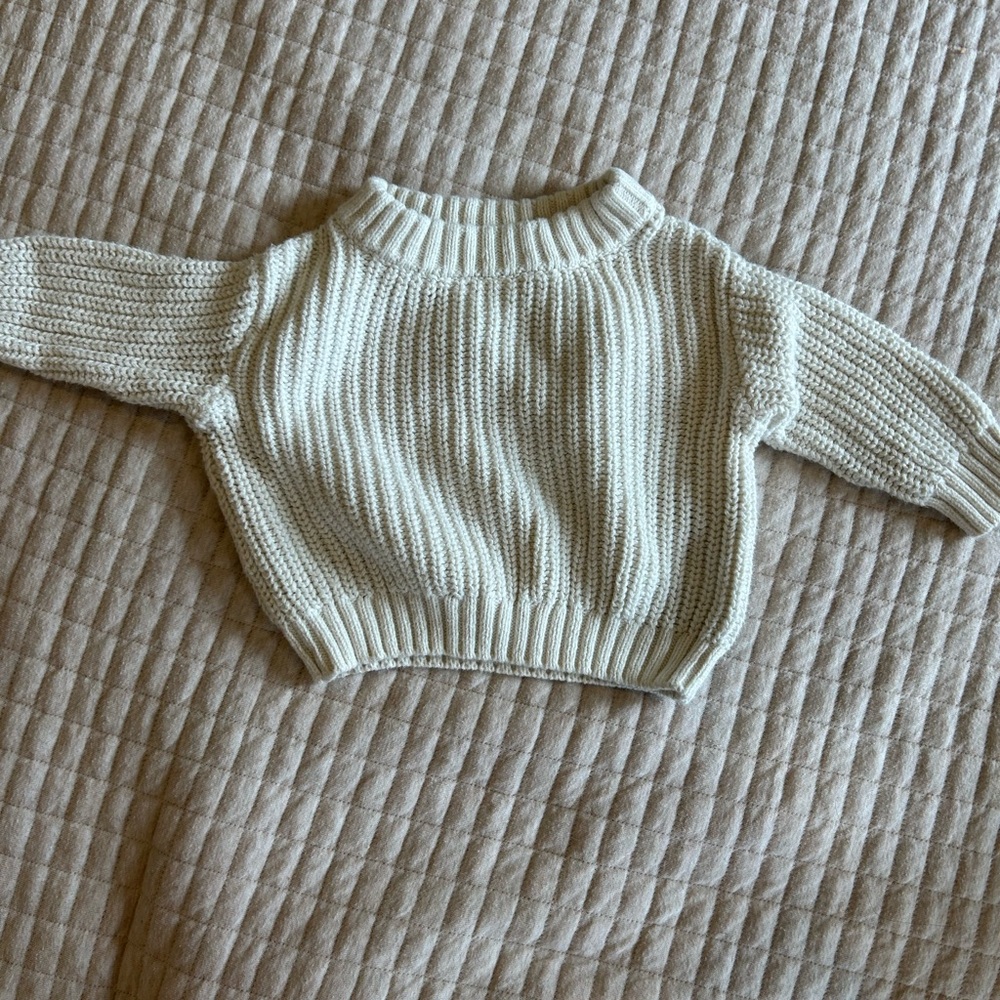 Cream Ribbed Knit Pullover Sweater